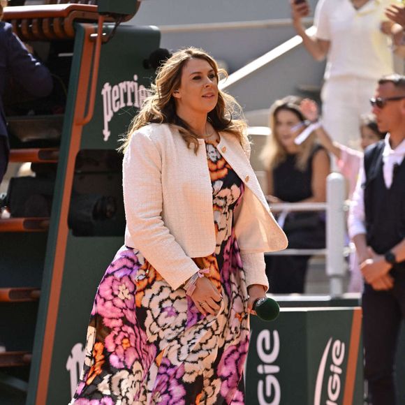 Info - Marion Bartoli fête ses 40 ans le 2 octobre - Marion Bartoli à l'issue du match des 1/4 de finales des Internationaux de France de tennis de Roland Garros 2024 à Paris. Le 5 juin 2024
© Chryslene Caillaud / Panoramic / Bestimage