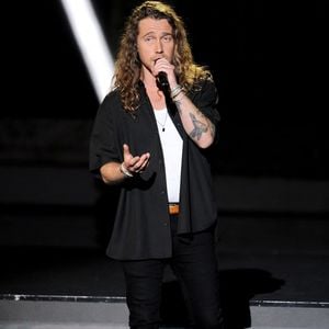 Mercredi 26 février, il a également partagé un moment privilégié avec son enfant sur son feed Instagram. 

Exclusif - Julien Doré - Surprises - Enregistrement de l'émission "La Chanson secrète 8" à la Seine musicale à Paris, diffusée le 4 septembre sur TF1
© Gaffiot-Moreau / Bestimage