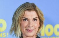 Michèle Laroque s'est confiée à Bernard Montiel sur ses liens insoupçonnés avec une star de la chanson et une personnalité qui a changé la France
Michèle Laroque sur la tapis rouge du film 100 millions