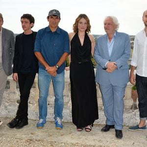 L'équipe du film "Au revoir la-haut": Pierre Lemaitre, Nahuel Pérez Biscayart, Albert Dupontel, Emilie Dequenne, Niels Arestrup et Kyan Khojandi - 10ème festival du Film Francophone d'Angoulême à Angoulême, France, le 22 août 2017. © Coadic Guirec/Bestimage