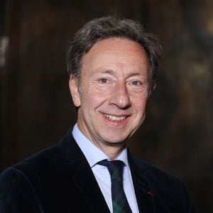 Exclusif - Stéphane Bern nommé Pape du Patrimoine lors de la Saint Clément au restaurant Alain Ducasse Baccarat, à Paris, France, le 20 novembre 2025. © Denis Guignebourg/Bestimage