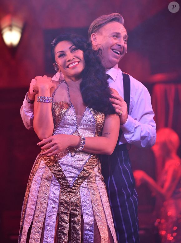 Roberto Alagna (Al Capone), Anggun (dans le rôle de Lily) en représentation lors de la générale de la comédie musicale "Al Capone" aux Folies Bergère à Paris le 9 février 2023.

© Veeren / B. Rindoff / Bestimage