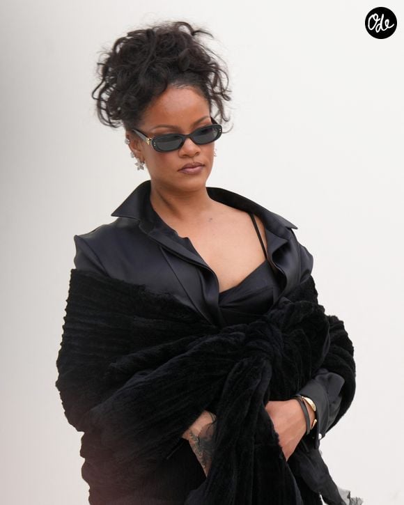 Rihanna au défilé Dior Collection Femme Prêt-à-Porter Printemps/Eté 2027 lors de la Fashion Week de Paris, le 29 septembre 2026. 
© Lucia Sabatelli / Bestimage