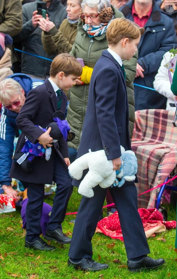 Prince Louis, Prince George - La famille royale britannique se rend à la messe de Noël à Sandringham le 25 décembre 2024.