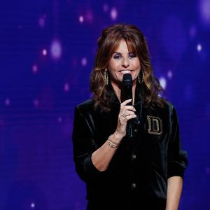 Exclusif - Faustine Bollaert - Enregistrement de l'émission "La Boîte à Secrets N°19" dans les studios de la Cité du Cinéma à Saint-Denis, présentée par F.Bollaert et diffusée le 3 janvier sur France 3
© Christophe Clovis / Bestimage