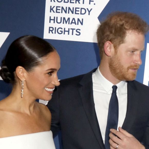 Le couple a pris la décision de quitter la Californie

Le prince Harry et Meghan Markle lors du photocall de la soirée caritative Robert F. Kennedy Human Rights à New York le 6 décembre 2022.
Crédit : Photo Press Service / BESTIMAGE