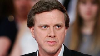 Claude François Jr. ne voulait pas signer ce contrat qui vient pourtant de relancer un tube de son père