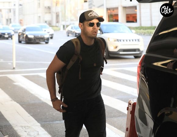 Exclusif - Hayden Panettiere et son compagnon Bryan Hickerson arrivent à quelques minutes d'intervalle à l'aéroport de Los Angeles, le 30 novembre 2022. Photo par Backgrid USA / Bestimage