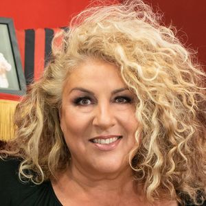 Marianne James assume son poids mais elle n'a pas le choix

Exclusif - Marianne James - Enregistrement des séquences de l’émission anniversaire "Elie Kakou, ben alors... 20 ans déjà" © Romuald Meigneux/Bestimage