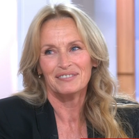 Estelle Lefébure évoque son alimentation saine et en dit plus sur ce qu'on ne trouvera jamais chez elle : "ça, c'est pas possible"