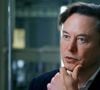 Il s'agit bien entendu d'Elon Musk. Et difficile de passer à côté de l'homme le plus controversé ces temps derniers. 


Elon Musk, qui veut un jour fonder une colonie sur Mars annonce que la vie sera difficile sur la planète rouge pour les premiers arrivants