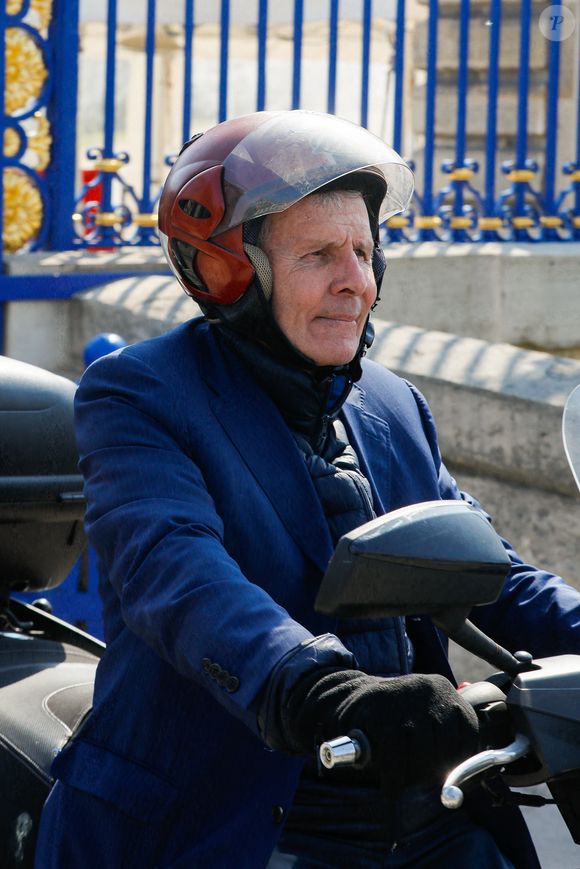 Patrick Poivre d'Arvor - Sorties de l'hommage funèbre à Jacques Perrin aux Invalides à Paris, France, le 29 avril 2022. © Christophe Clovis/Bestimage