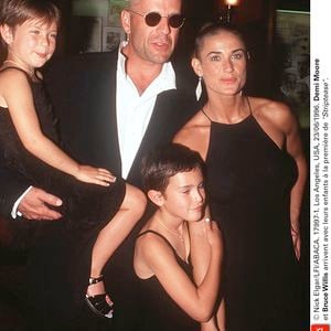 « C’est évidemment très difficile, il y a de grosses pertes»

Demi Moore et Bruce Willis arrivent avec leurs enfants à la première de Striptease, USA le 23 juin 1996. Photo by LF/Avalon/ABACAPRESS.COM