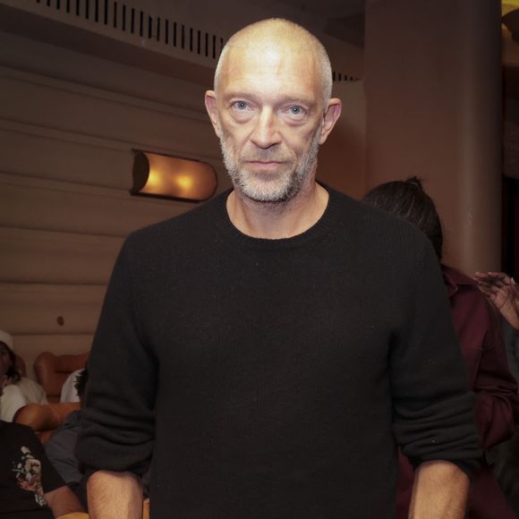 Vincent Cassel est l'heureux papa de quatre enfants. 

Exclusif - Vincent Cassel - Avant-première de la série documentaire événement "Dj Mehdi : Made in France" au Grand Rex pour découvrir l’épopée musicale hors-norme d’un compositeur, producteur et DJ visionnaire à Paris.  © Jack Tribeca / Bestimage