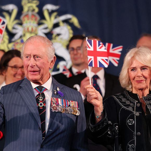 Le roi Charles III et son épouse la reine Camilla lors des célébrations du 8 mai à l'abbaye de Westminster. Photo par Chris Jackson/WPA-Pool