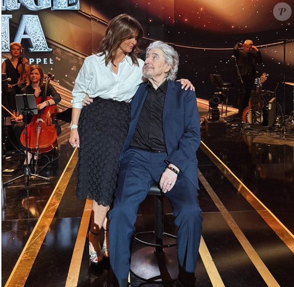 France Télévisions va consacrer une soirée à Serge Lama

Faustine Bollaert lors de l'enregistrement d'une émission consacrée à Serge Lama, le 29 avril 2025 au théâtre Marigny