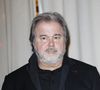 Pierre Hermé est un chef pâtissier français reconnu pour ses créations emblématiques.

Exclusif - Pierre Hermé lors de la vente aux enchères caritative au profit de l'association BAB Charity à Paris pour aider les enfants atteints de leucémie chez Artcurial à Paris.
© Marc Ausset-Lacroix / Bestimage