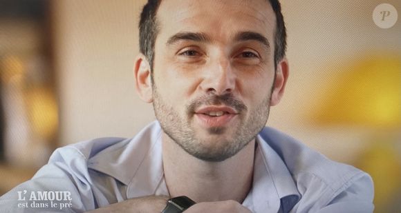 Julien (L'amour est dans le pré) lors de son speed-dating avec Esmeralda