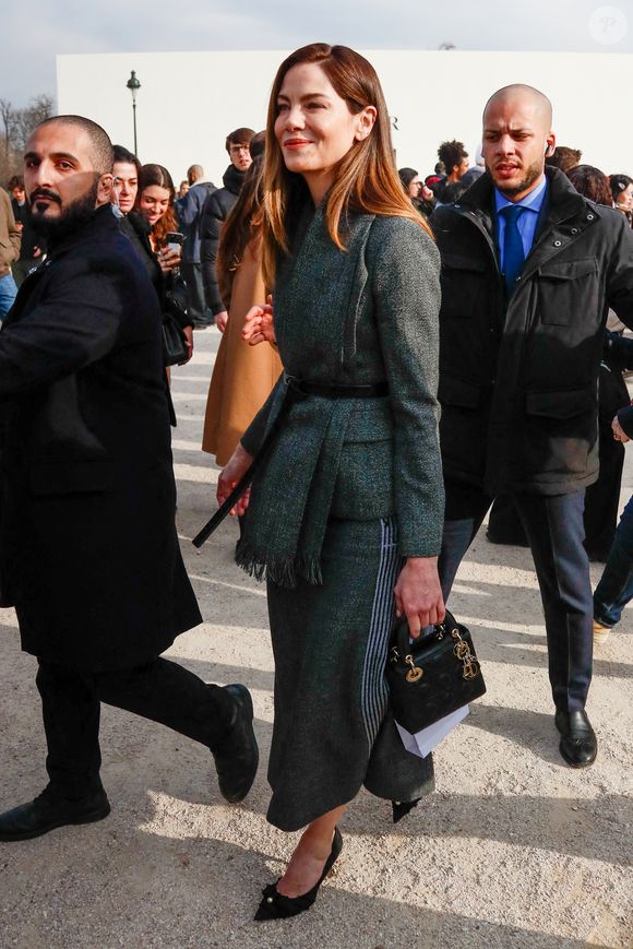 Michelle Monaghan à la sortie du défilé Christian Dior Mode Féminine Prêt-À-Porter Automne/Hiver 2025-2026 lors de la Fashion Week de Paris (PFW), à Paris, France, le 4 mars 2025. © Christophe Clovis/Bestimage