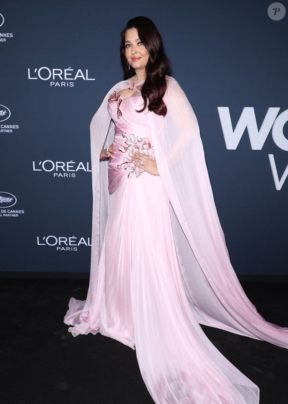 Aishwarya Rai Bachchan - Photocall de la soirée "LOreal Lights on women's worth" lors du 79ème Festival international du Film de Cannes le 22 mai 2026.
© Denis Guignebourg / Bestimage