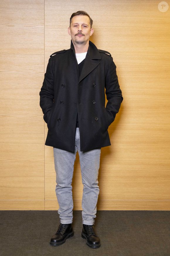 “Je répète ce que j’ai déjà dit de nombreuses fois : je n’ai jamais levé la main sur Sara Forestier”, affirme Nicolas Duvauchelle à Paris Match

Nicolas Duvauchelle - Avant-première du film "Brûle le sang" au Cinéma Pathé Wepler à Paris le 20 janvier 2025. © Pierre Perusseau/Bestimage