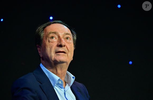 Michel-Édouard Leclerc lors du débat "La nuit de la nouvelle République" à l'initiative de G.Attal au Palais Brongniart à Paris le 27 janvier 2026.

© Christian Liewig / Bestimage