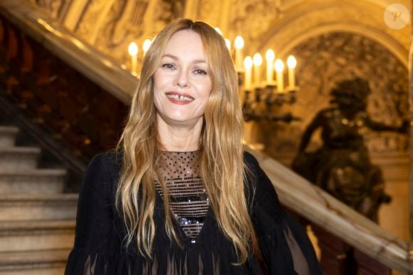 Vanessa Paradis au photocall du deuxième défilé de mode Chanel Haute-Couture automne-hiver 2024/2025 au palais Garnier lors de la Fashion Week de Paris, France, le 25 juin 2024. © Olivier Borde/Bestimage