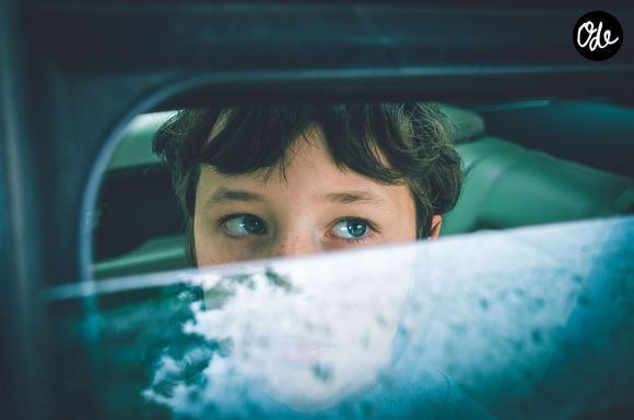 Plutôt que de proposer un écran, le psychologue conseille de les guider avec une question : « Mon chéri, qu'est-ce que tu crois pouvoir faire ? »

Pexels