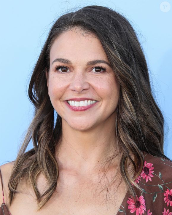 Sutton Foster au défilé Prêt à porter Michael Kors Printemps/Eté 2020 lors de la Fashion Week de New York, le 11 septembre 2019.

Photo : Backgrid USA / Bestimage