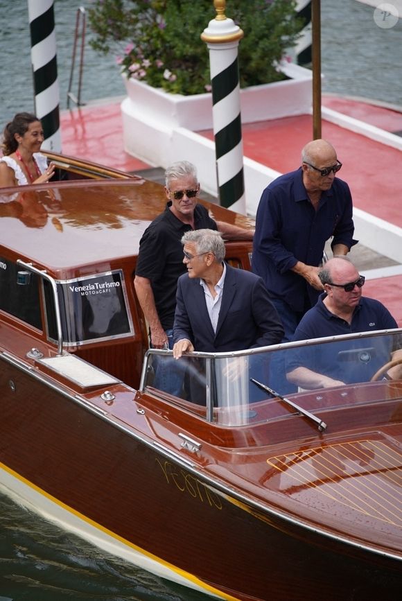 George Clooney durant la 82e édition du Festival international du film de Venise (La Mostra, ndlr) le mercredi 27 août 2025 en Italie. 
Crédit : Backgrid UK/ Bestimage