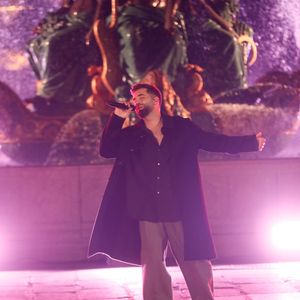 Ekouma semble d'ailleurs avoir craqué pour le chanteur si l'on en croit ses dires à "Télé Star"
Exclusif - Kendji Girac - Tournage de l'émission "La grande soirée du 31 décembre de Paris" sur la place de la Concorde à Paris, diffusée le 31 décembre sur France 2
©Christophe Clovis / Bestimage