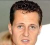 Publier un bulletin de santé était trop contraignant

© Giancarlo Gorassini/ABACA. 33967-3. Paris-France, 15/4/2002. Le pilote allemand Michael Schumacher reçoit le titre de 'Champion de l'Unesco pour le sport' par le directeur de l'Unesco Kochiro Matsura. Photo : Michael Schumacher