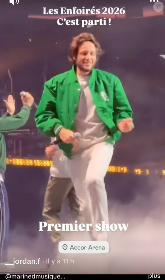 Ce mardi, il a participé au lancement des concerts des Enfoirés à l’Accor Arena de Paris.

Capture TikTok