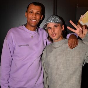 Stromae et Orelsan en backstage de la 38ème cérémonie des Victoires de la musique à la Seine musicale de Boulogne-Billancourt, France, le 10 février 2023. © Moreau-Veren/Bestimage
