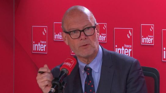 "C'est comme faire une nuit blanche" : Selon ce professeur spécialiste du sommeil, voici ce qu'il faut à tout prix éviter le soir !