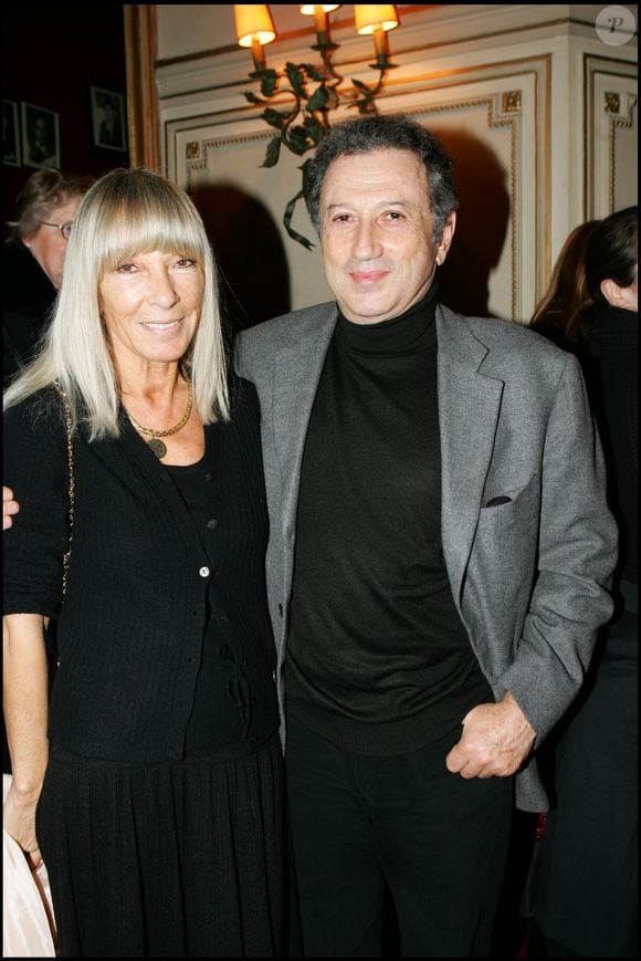 Michel Drucker et Dany Saval au théâtre de la Renaissance. RINDOFF-GUIREC / BESTIMAGE