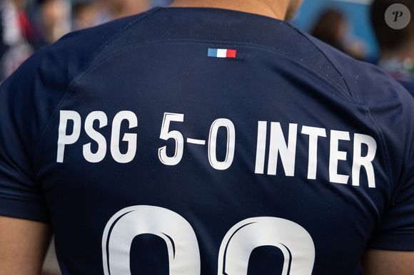 Les joueurs du PSG célèbrent leur titre de Champion d'Europe au Parc Des Princes à Paris, le 1er juin 2025 / © Jeremy Melloul/Bestimage