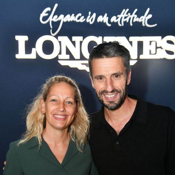 Le couple a assisté au Longines Paris Eiffel Jumping sur le Champ-de-Mars à Paris.

Tony Estanguet et sa compagne dans l'espace VIP, le Pavillon Eiffel, lors de la 12ème édition Longines Paris Eiffel Jumping au pied de la Tour Eiffel sur le Champ-de-Mars à Paris, France, le 19 juin 2026.

© Perusseau-Veeren/Bestimage