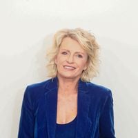 Sophie Davant prouve que le short passé 60 ans est un véritable must have du dressing