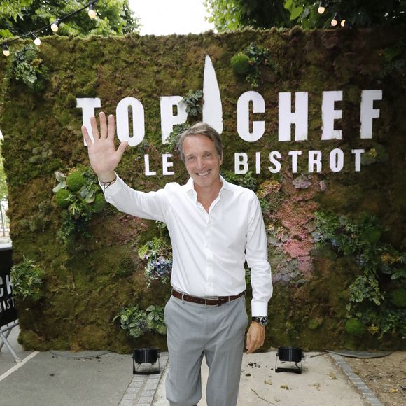 Exclusif - Stéphane Rotenberg - Ouverture du premier restaurant "Top Chef" Le Bistrot à Suresnes le 7 juillet 2022. Le groupe M6 et S. Rotenberg, en collaboration avec Les Bistrots Pas Parisiens ont ouvert ce Bistrot Top Chef à Suresnes, d’une capacité de 100 places.
 © Marc Ausset-Lacroix/Bestimage