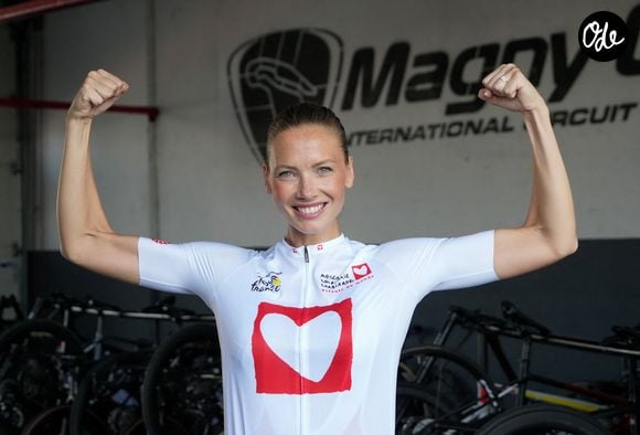 Amandine Petit - Les célébrités lors de "L'Etape du Coeur" de l’association Mécénat Chirurgie Cardiaque en collaboration avec le Tour de France entre le circuit de Nevers Magny-Cours et Chalon-sur-Saône le 15 juillet 2026. © Anne-Sophie Guebey/Bestimage