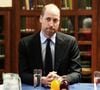 Raillé de temps en temps pour sa calvitie - évoquée d'ailleurs dans le livre Le Suppléant de son frère Harry qui la qualifie "d'alarmante" - le prince William semblait faire fi des commentaires scabreux sur sa coiffure.

Prince William Archives