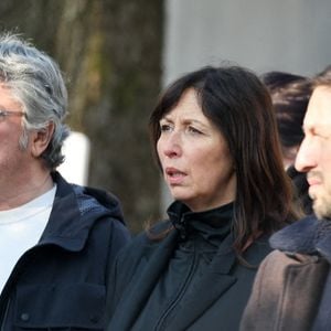 Lionnel Astier - Arrivées aux obsèques de Bruno Salomone en l'église Sainte-Anne de Polangis de Joinville-le-Pont (Val-de-Marne) le 23 mars 2026. © Cyril Moreau - Dominique Jacovides / Bestimage