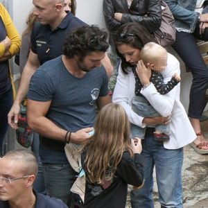 Aujourd'hui âgé de 10 ans, il avait 4 malformations cardiaques à la naissance

Natasha St-Pier, son mari Grégory Quillacq avec leur fils Bixente soutiennent l'association "Petit Coeur de Beurre" lors du week-end de la Cardiopathie Congénitale à la caserne des pompiers de Malar à Paris le 1er octobre 2016. ©Agence / Bestimage