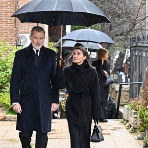 Les Majestés Felipe (Le roi Felipe VI d' Espagne) de Borbón et Letizia (La reine Letizia d'Espagne) Ortiz arrivent à la cathédrale orthodoxe grecque de Saint-André et Saint-Démétrius pour assister à un service commémoratif en hommage à Son Altesse Royale la Princesse Irène de Grèce, le 17 janvier 2026, à Madrid (Espagne). © Francisco Guerra/Europa Press/Bestimage
