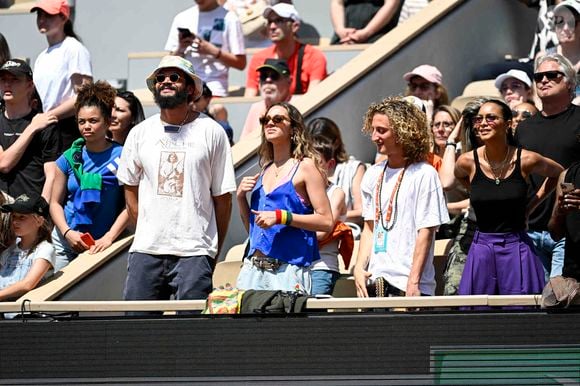 Il est l'aîné des six enfants de Yannick Noah.
Yannick Noah enfants Joakim, Jenaye, Joalukas et Lais Ribeiro lors d'un concert sur le court central Philippe Chatrier pendant les Internationaux de France, tournoi de tennis du Grand Chelem le 27 mai 2023 au stade Roland-Garros à Paris, France. Photo Victor Joly/ABACAPRESS.COM