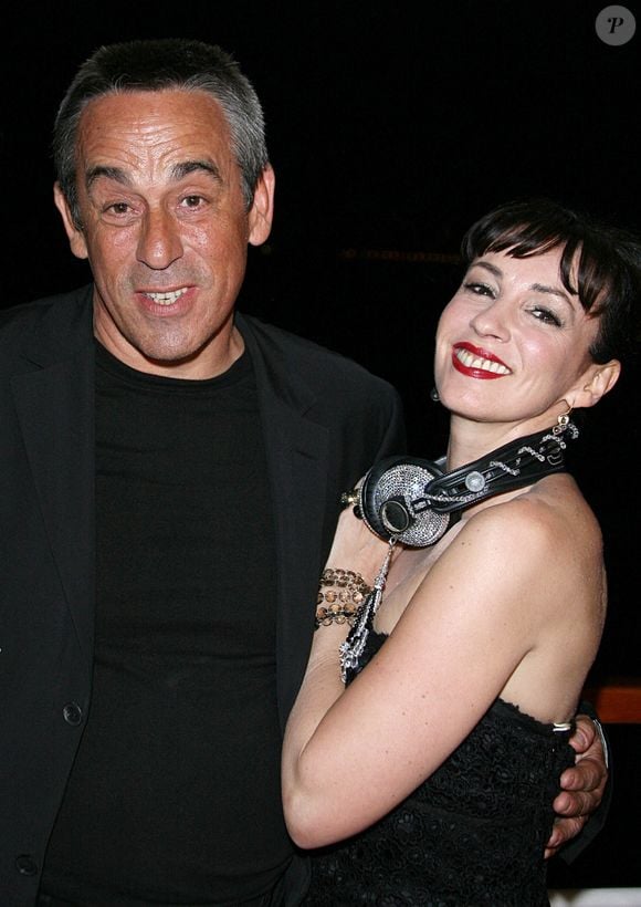 Thierry et sa femme Béatrice Ardisson assistent à la 'Elle Dior Party' à l'hôtel Eden Roc pendant le 61ème Festival de Cannes à Cannes, France, le 23 mai 2008. Photo by Denis Guignebourg/ABACAPRESS.COM