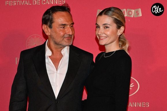 Gilles Lellouche et Alizée Guinochet lors du dîner d'ouverture du 79e Festival de Cannes, à Cannes, France, le 12 mai 2026. Photo : Julien Reynaud/Aps-Medias/Abaca