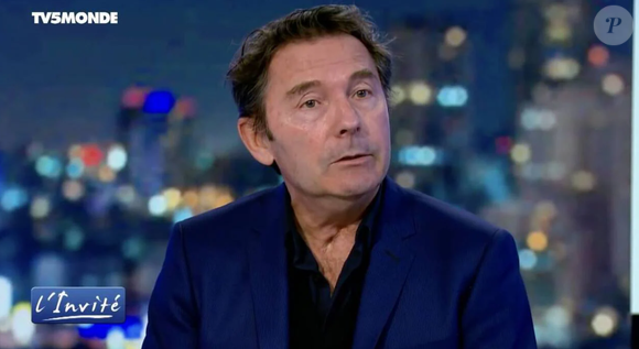 Renaud Revel, journaliste et ancien chroniqueur de "Touche pas à mon poste", est mort à 71 ans.