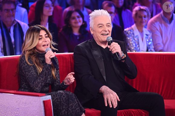 Daniel Lavoie partagera anecdotes et souvenirs de sa carrière internationale. 

Julie Zenatti et Daniel Lavoie - Enregistrement de l'émission Vivement dimanche au studio Rive gauche présentée par Michel Drucker le 12 novembre 2025 pour une diffusion sur France 3 le 21 décembre. 

© Guillaume Gaffiot/Bestimage